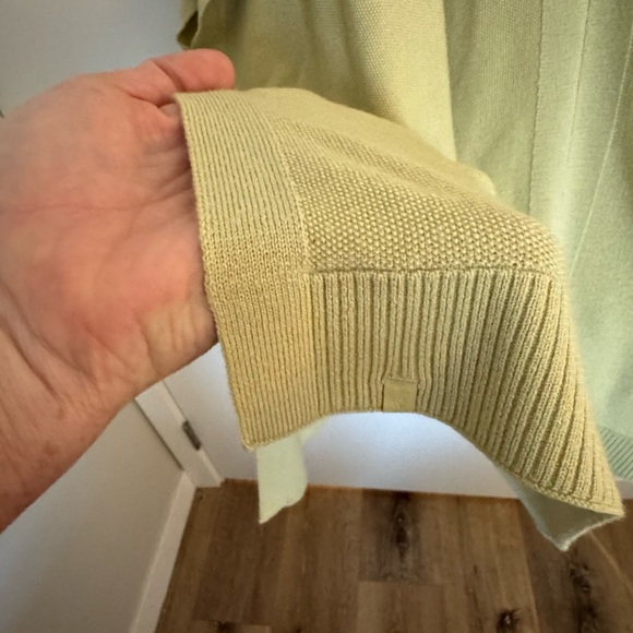 ✨ lululemon Merino Wool Short Sleeve Wrap ✨ - Picture 7 of 9